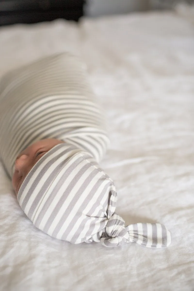 Copper Pearl Newborn Top Knot Hat - Everest