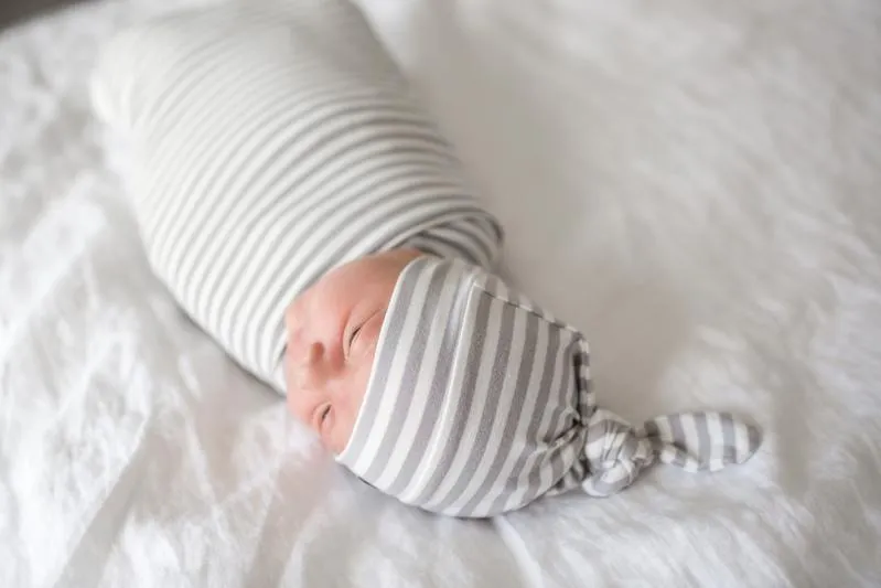 Copper Pearl Newborn Top Knot Hat - Everest