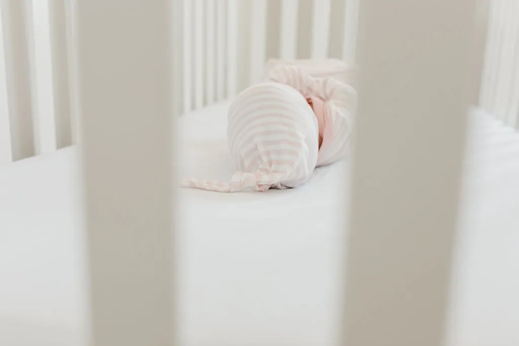 Copper Pearl Newborn Top Knot Hat | Winnie