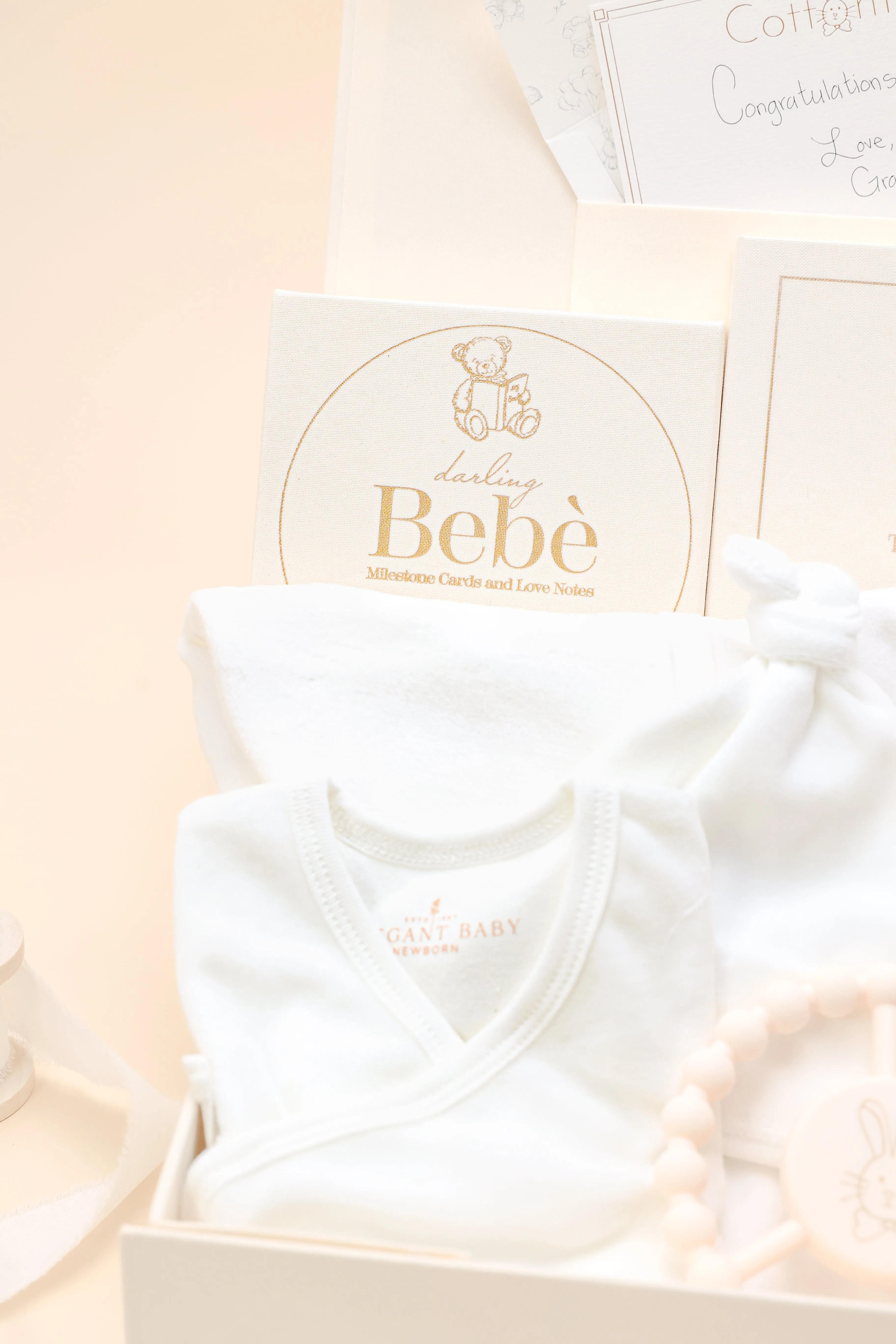 Newborn Cuddles Gift Set