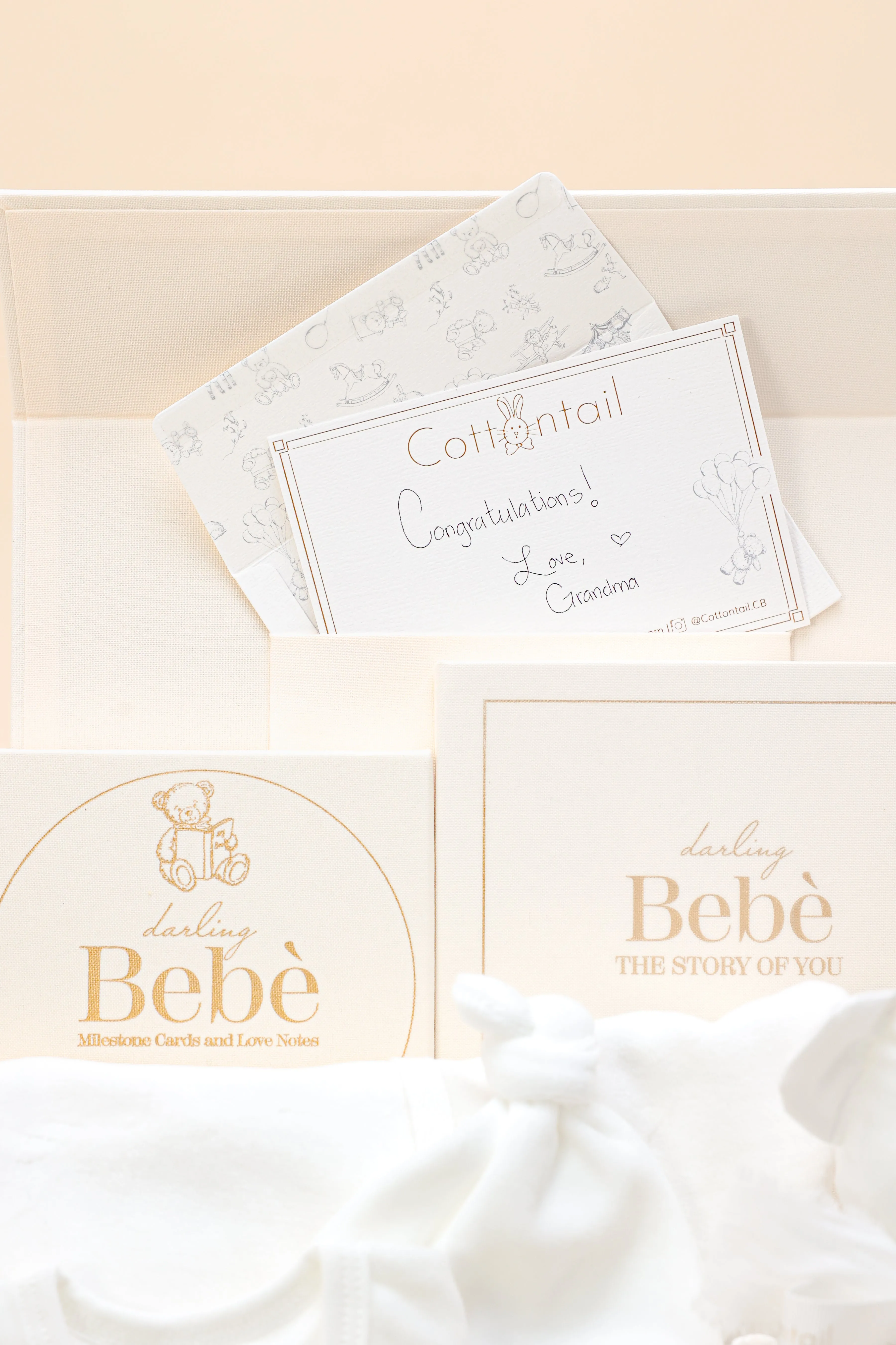 Newborn Cuddles Gift Set