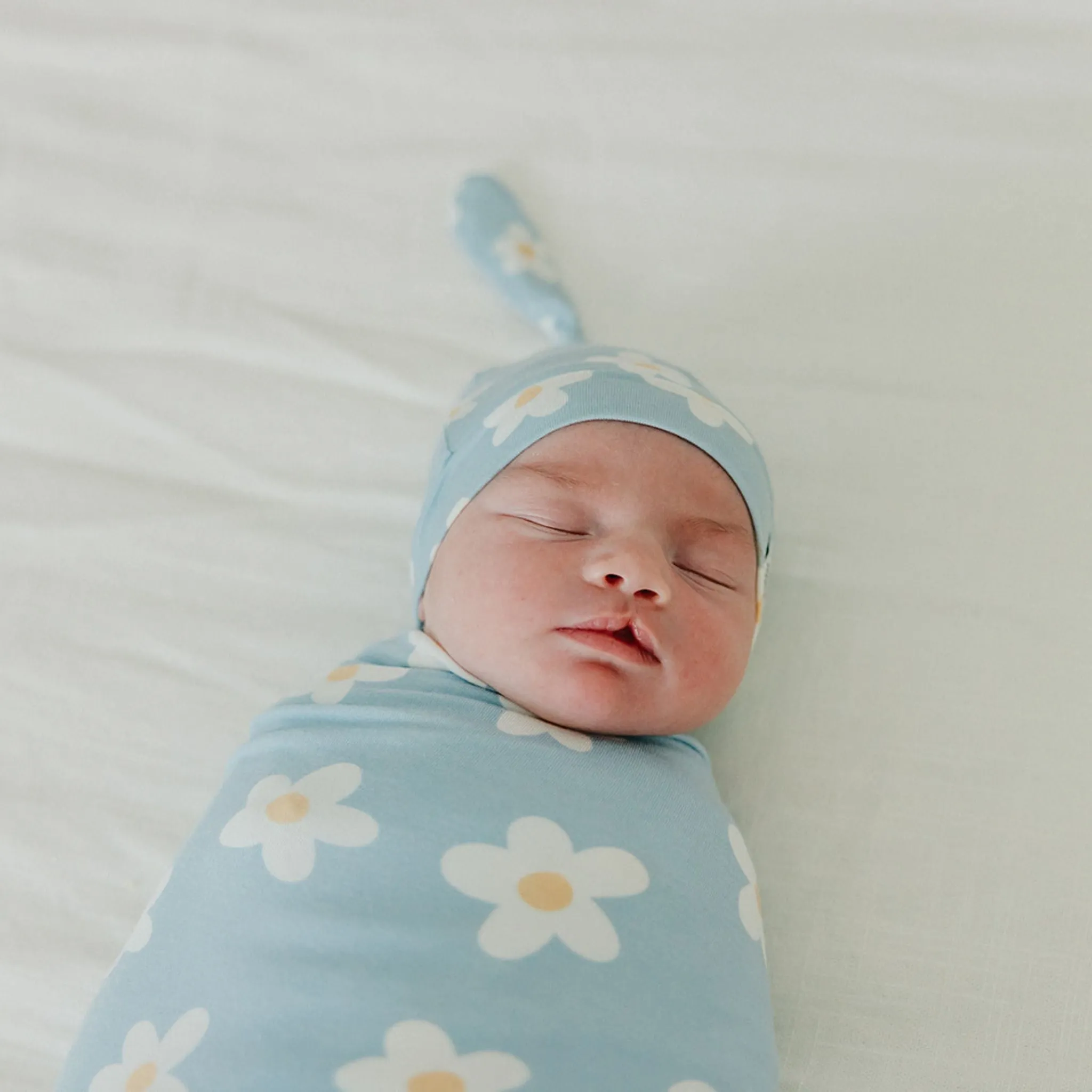 Top Knot Hat - Della