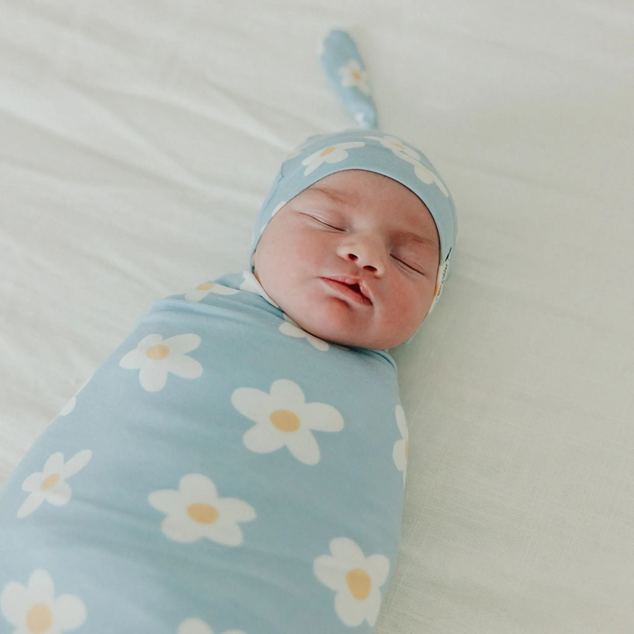 Top Knot Hat - Della